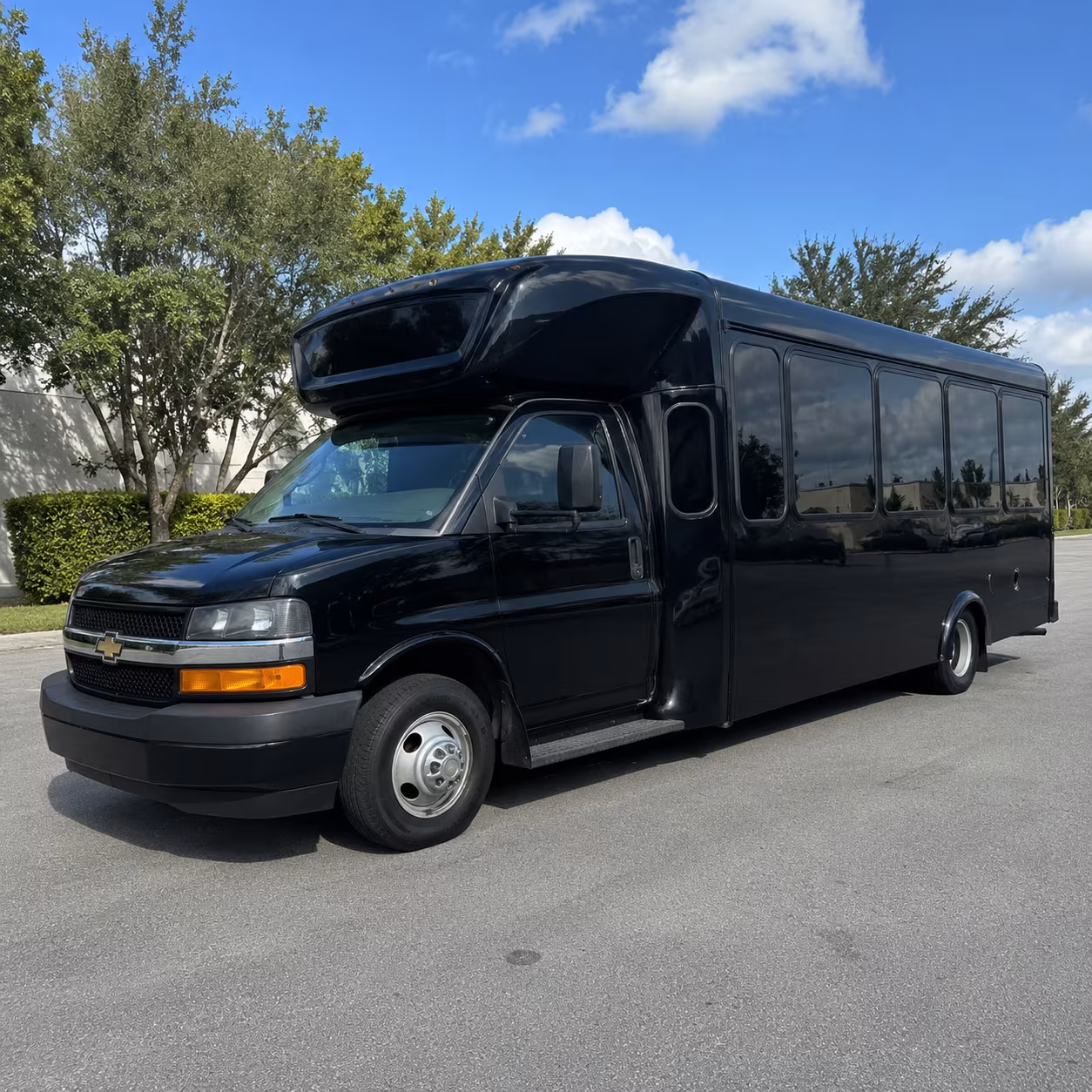Gastonia Winery Tour & Pub Crawl Transportation