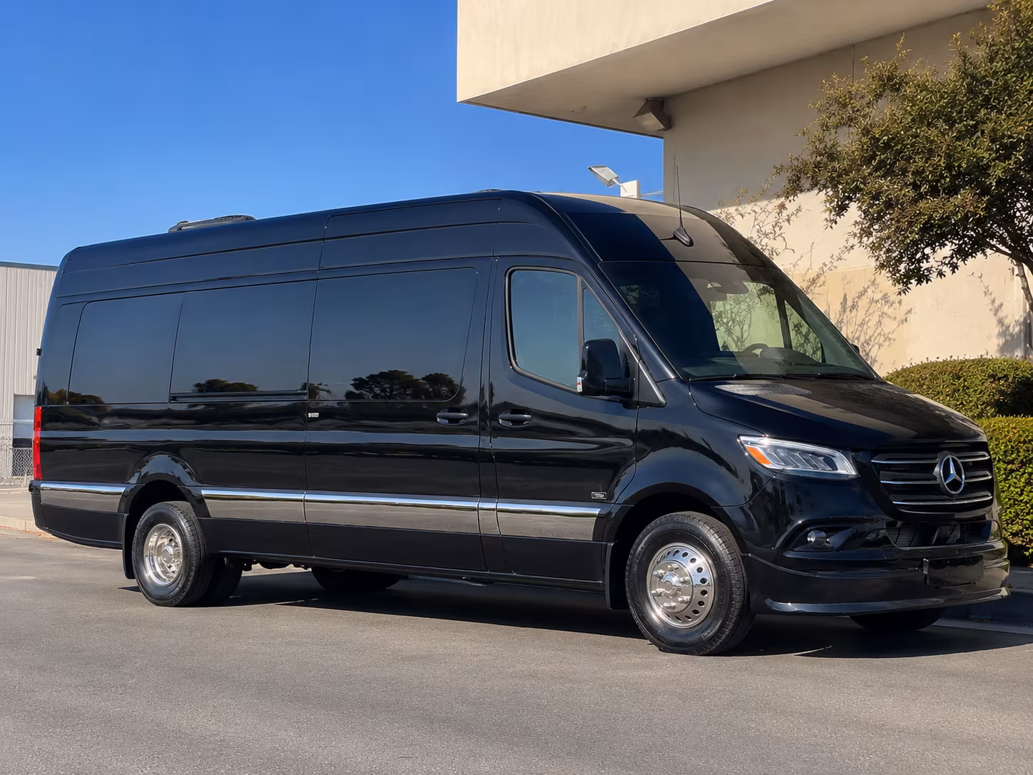 14 Passenger Sprinter Limo